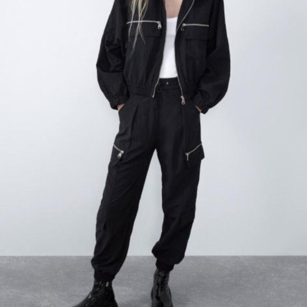 Zara Utility Cargo Pants Black